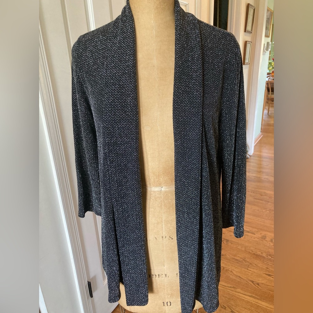 Slinky Brand Lurex Cardigan MED Silver & Black Tuxedo Front Lapels GREAT TOPPER